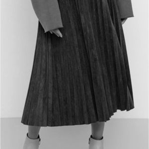 OAK + FORT Faux leather Midi Skirt